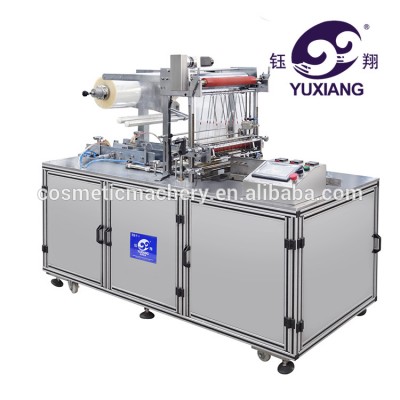 Automatic box transparent membrane three dimensional packaging machine